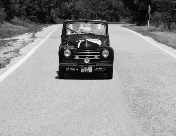 Urbino Itália Jun 2022 Fiat 500 Topolino 1952 Antigo Carro — Fotografia de Stock