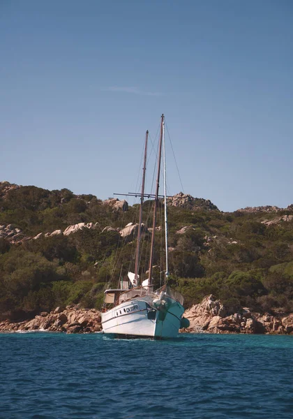 Italien Maddalena Sardinia Sett 2022 Salvascarica Anteprima Segelboot Das Durch — Stockfoto