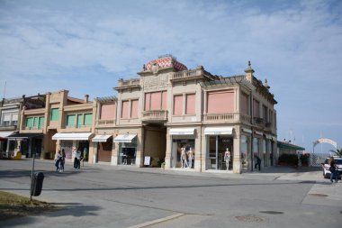 Viareggio İtalya - 30 Nisan 2023: Viareggio, Ligurian Denizi kıyısındaki ünlü tatil beldesidir. İtalya 'nın Lucca Toskana bölgesi