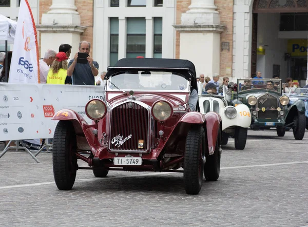皮萨罗 意大利 军14 2023 Alfa Romeo 1750 Carr Brianza 1932年在意大利著名的历史比赛Mille — 图库照片