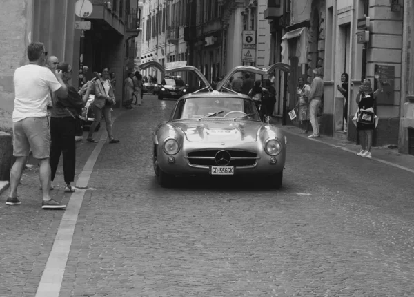 意大利佩萨罗 琼14 2023 1955年在意大利著名的历史赛车场Mille Miglia 2023 1927 1957 举行的一场老式赛车赛上 Mercedes — 图库照片