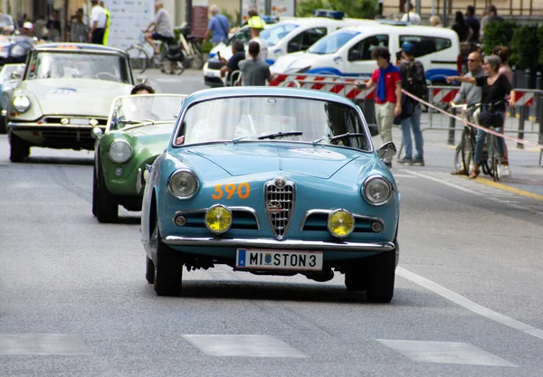 皮萨罗 意大利 军14 2023年 1956年在意大利著名的历史比赛Mille Miglia 2023 1927 1957 Alfa — 图库照片