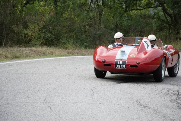Tavoleto, İtalya - hazır. 16 - 20 23: ferrari 500 sd 1970 Coppa Nuvolari eski yarış arabasıyla