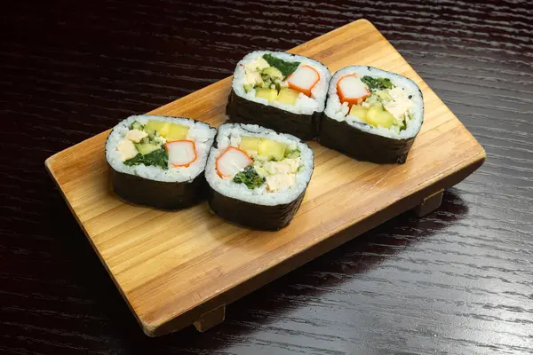 presentation of large Maki Sushi plate