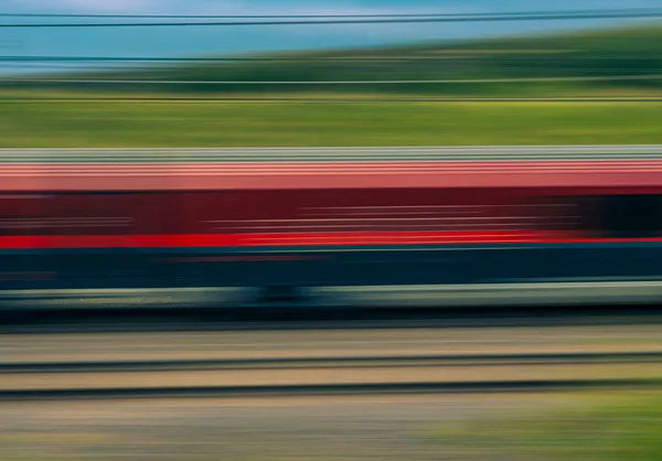 Tren Yolu Kırsal Kesimde Hareket Bulanıklığı — Stok fotoğraf