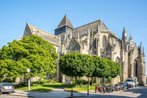 Dinan Frankrijk Mei 2023 Uitzicht Kerk Van Saint Malo Straten — Stockfoto