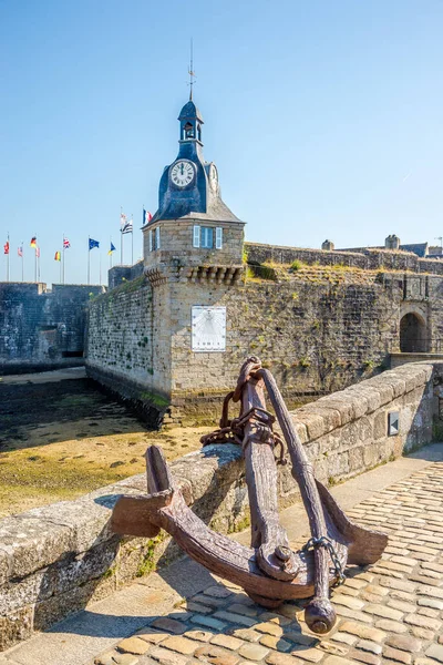 View Old Rust Anchor Clock Tower Fortress Concarneau Town France — Stock Photo, Image