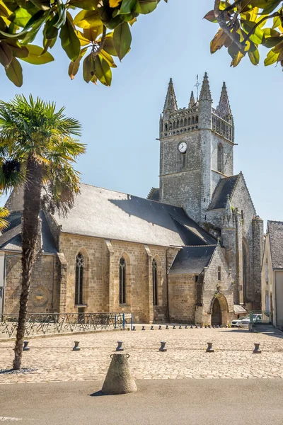 Utsikt Över Kyrkan Our Lady Assumption Notre Dame Gatorna Quimperle — Stockfoto