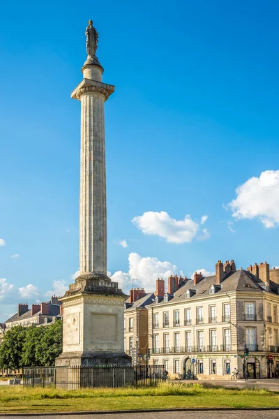 Pohled Památník Sloup Války Ulicích Nantes Francii — Stock fotografie
