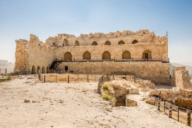 Ürdün 'deki Kerak şatosunun kalıntılarına bakın