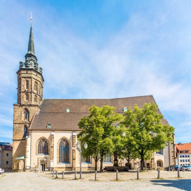 Bautzen - Almanya sokaklarındaki Aziz Peter Kilisesi 'ne bakın.
