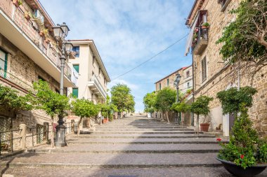 İtalya 'nın eski Agropoli şehrinin sokaklarında