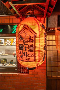 TOKYO, JAPONYAN - 7 Mayıs 2025 - Tokyo sokaklarında. Tokyo Japonya 'nın başkentidir.