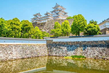 Hendekle Himeji Şatosu 'nu seyret - Japonya