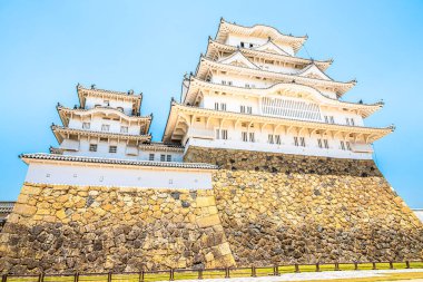 Japonya, Avlu 'dan Himeji Kalesi' ne bakın.