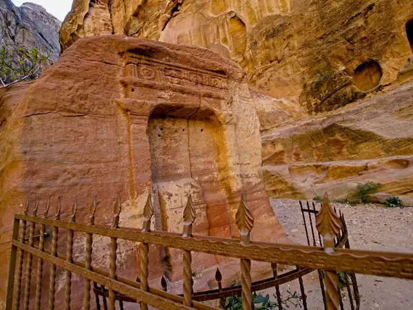 Siq Festői Kanyon Mely Bejáratként Szolgál Ókori Petra Városába Jordániába — Stock Fotó