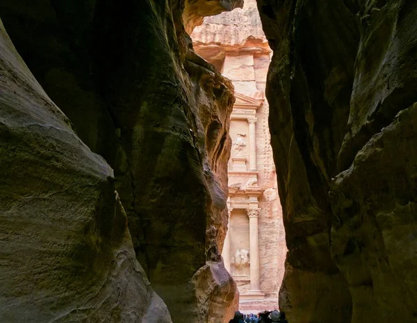Eerste Blik Van Schatkist Uit Siq Oude Stad Petra Jordanië — Stockfoto