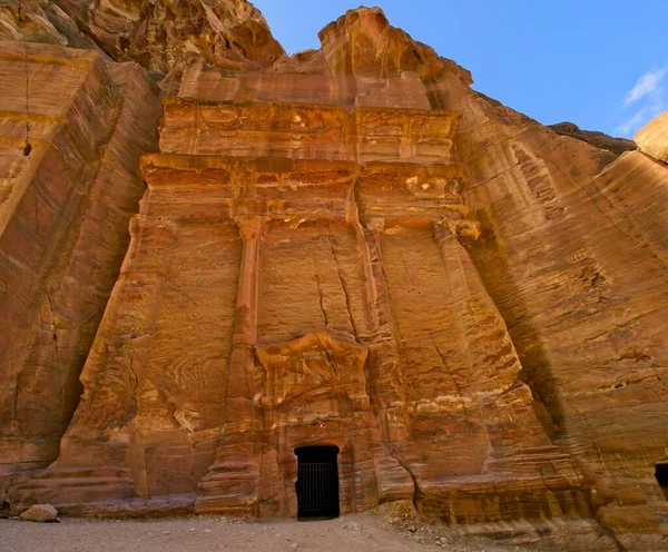 Túmulos Rua Das Fachadas Cidade Antiga Petra Jordânia Uma Das — Fotografia de Stock