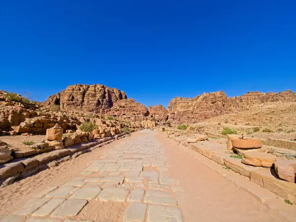 Colonnade Street Facades Ancient City Petra Jordan One Seven Wonders — стоковое фото
