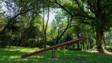 Baharda güzel bir park 