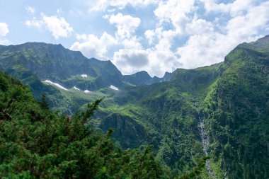 Kafkaslardaki vadide bir dağ 