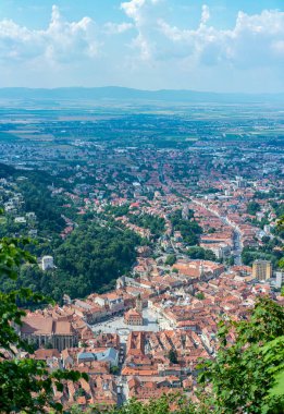 Brasov 'daki eski kasabanın manzarası
