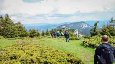 Karpat dağlarında yürüyüş, Ukrayna 