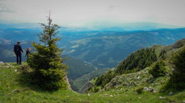 Dağların güzel manzarası 
