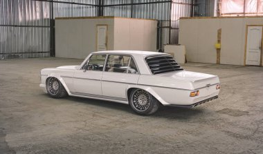 Markasız, jenerik konsept bir arabanın 3 boyutlu çizimi