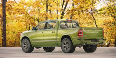 Markasız bir kamyonetin 3 boyutlu görüntülemesi