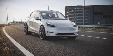 Markasız bir SUV 'un 3 boyutlu görüntülemesi