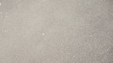 Kabataslak desenli asfalt yüzeyine yakın çekim.