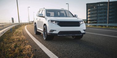 Markasız bir SUV 'un 3 boyutlu görüntülemesi