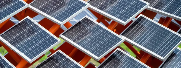 太阳能电池板 太阳能系统技术台湾太阳能电池 — 图库照片