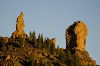 Roque Nublo, La Rana ve El Fraile. Nublo Doğal Anıtı. Tejeda. Büyük Kanarya. Kanarya Adaları. İspanya.