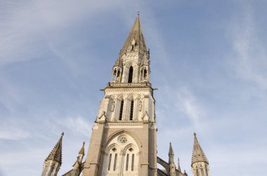 St. Nicolas Bazilikası 'nın batı cephesi. Loire-Atlantik Bölümü. Nantes. Fransa.