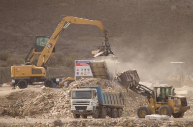 9 Ekim 2024, El Salto del Negro atık sahasında çalışan makineler. Las Palmas de Gran Kanaryası. Büyük Kanarya. Kanarya Adaları. İspanya.