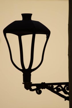 Vegueta caddesinde bir fener. Las Palmas de Gran Kanaryası. Büyük Kanarya. Kanarya Adaları. İspanya.