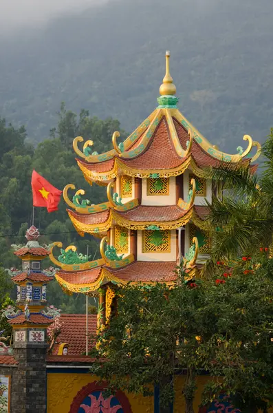 Buu Dai Son Pagoda. Son Tra Yarımadası. Da Nang. Vietnam.