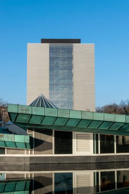 Nijmegen, Hollanda - 29 Ocak 2023: 'Goudsmit Paviljoen' in Nijmegen 'deki Radboud' un yersiz kampüsüne inşa edilmesi