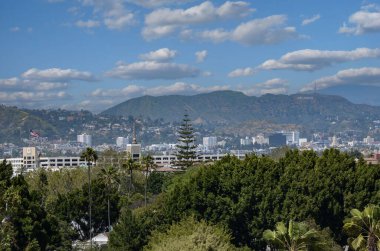 Kaliforniya ABD 17 Mayıs 2023 Los Angeles manzaralı film müzesinin gözlem güvertesi.