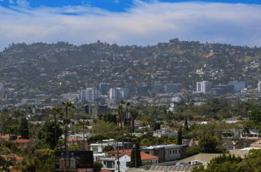 Kaliforniya ABD 17 Mayıs 2023 Los Angeles manzaralı film müzesinin gözlem güvertesi.