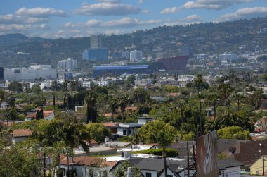 Kaliforniya ABD 17 Mayıs 2023 Los Angeles manzaralı film müzesinin gözlem güvertesi.