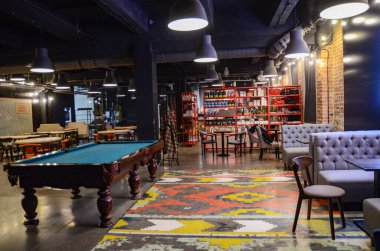 Pravda Lviv fabrikasının çeşitli tesisleri var..