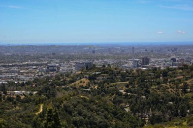 Griffith Park, Los Angeles 'taki en geniş açık alan ve şehir sınırları içindeki en büyük doğa koruma alanıdır.