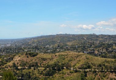 Griffith Park, Los Angeles 'taki en geniş açık alan ve şehir sınırları içindeki en büyük doğa koruma alanıdır.