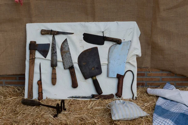 Et doğrama ve doğramada kullanılan araçlar