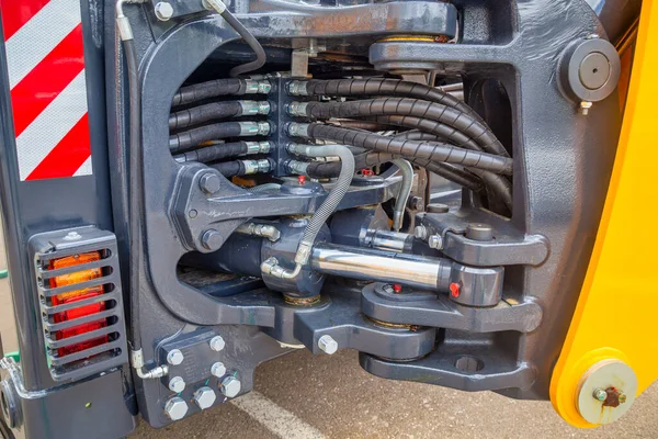 Detailní Pohled Hydraulické Potrubí Hadice Těžkých Průmyslových Strojů — Stock fotografie