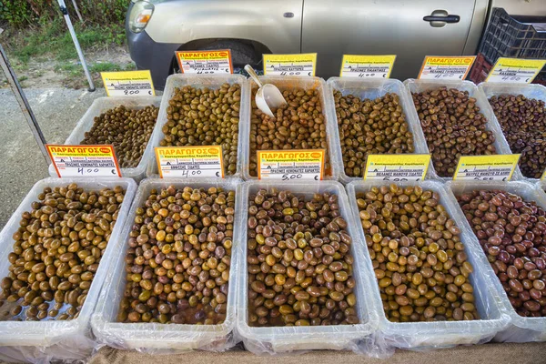 Assorted Greek Olives Farmers Market Nikiti Sithonia Greece — Stock Photo, Image