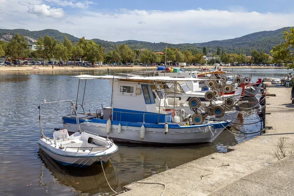 Bateaux Pêche Quai Attendant Les Pêcheurs Neos Marmaras Sithonie Grèce — Photo